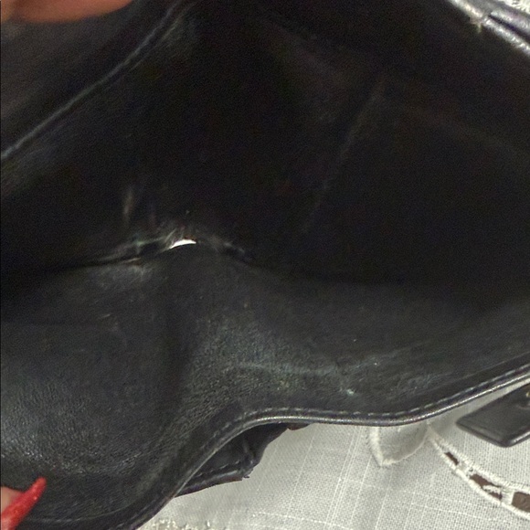 Gucci men Black and Gray Wallet with Red and Green Stripe - Picture 7 of 16